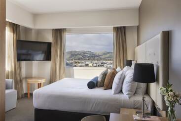 هتل Fable Christchurch