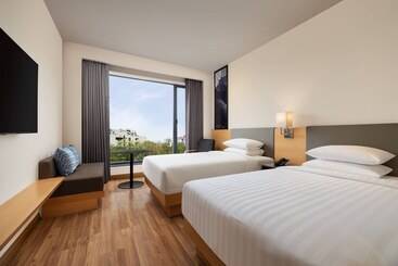 هتل Fairfield By Marriott Jaipur