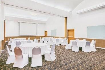 هتل Fiesta Inn Torreon Galerias