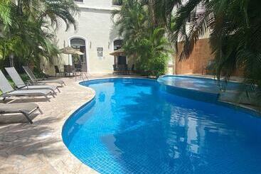 هتل Gran Real Yucatan