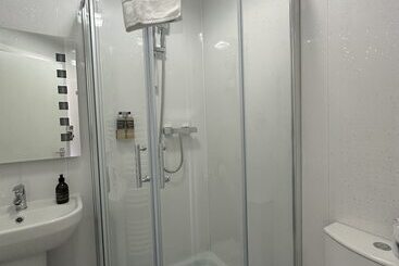 هتل Guisachan Guest House