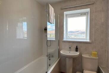 هتل Guisachan Guest House