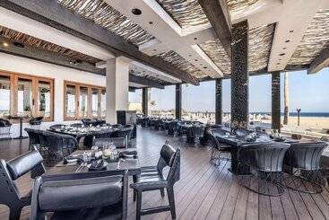 هتل Cabo Azul, A Hilton Vacation Club