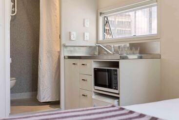 هتل Ibis Budget Auckland Central