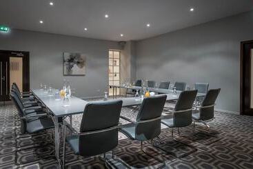 Maldron Hotel Dublin Airport