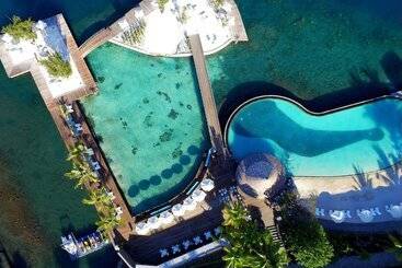 هتل Te Moana Tahiti Resort