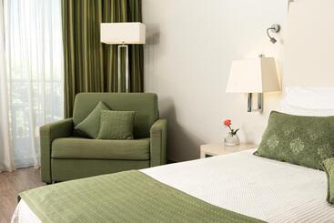 هتل Minos Mare Royal