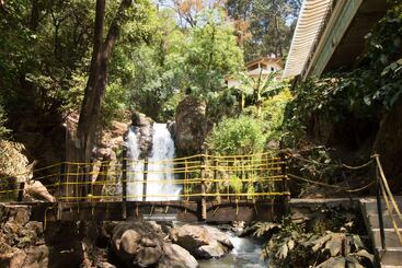 هتل Mision Grand Valle De Bravo