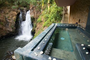 هتل Mision Grand Valle De Bravo