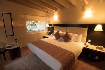 هتل Mision Grand Valle De Bravo