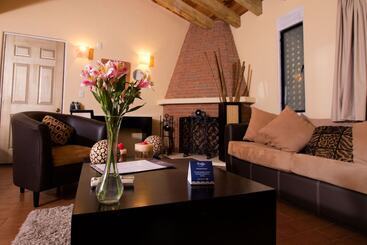 هتل Mision Grand Valle De Bravo