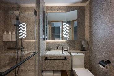 هتل Mondrian Hong Kong