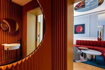 هتل Mondrian Hong Kong