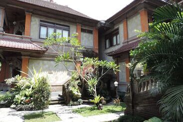 هتل Nick S Hidden Cottages By Mahaputra Chse Certified