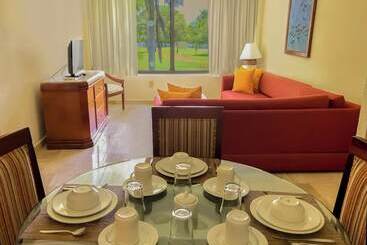 هتل Ocean Breeze Acapulco