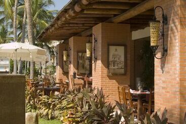 هتل Ocean Breeze Acapulco