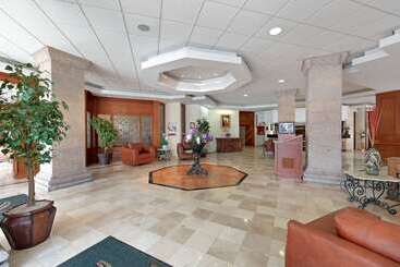 هتل Quality Inn Aguascalientes