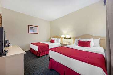 هتل Quality Inn Aguascalientes