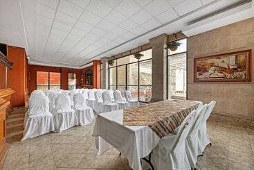 هتل Quality Inn Aguascalientes