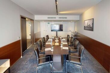 Radisson Blu Hotel, Hamburg Airport