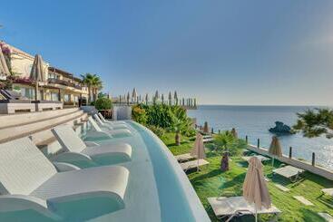 هتل Seaside A Lifestyle Resort   Adults Only