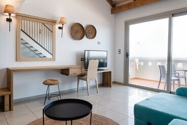 هتل Seaside A Lifestyle Resort   Adults Only