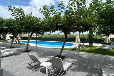 هتل Selini Suites & Waterpark