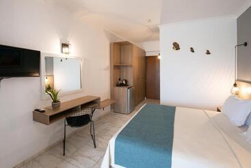 هتل Selini Suites & Waterpark