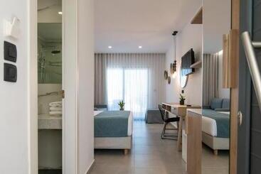 هتل Selini Suites & Waterpark