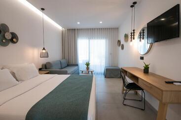 هتل Selini Suites & Waterpark