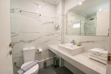 هتل Selini Suites & Waterpark