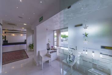 Suite Hotel Elite