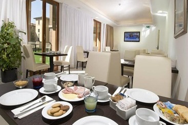 Suite Hotel Elite