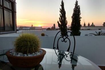 هتل Suites Sofia