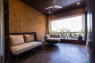 هتل The Corinthians Resort And Club