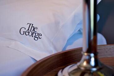 هتل The George Hamburg