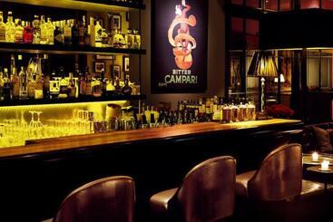 هتل The George Hamburg