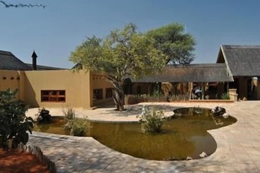 هتل Zebra Kalahari Lodge
