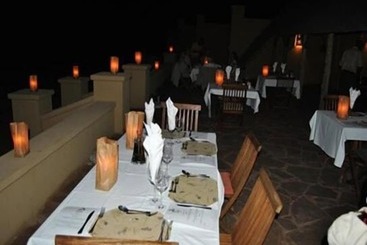 هتل Zebra Kalahari Lodge