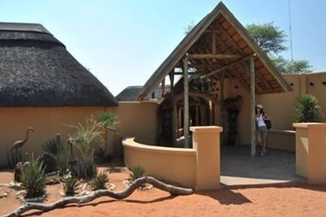 هتل Zebra Kalahari Lodge