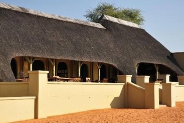 هتل Zebra Kalahari Lodge