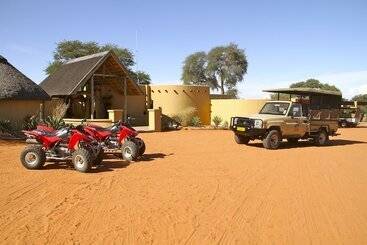 هتل Zebra Kalahari Lodge