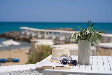 Knossos Beach Bungalows Suites Resort & Spa
