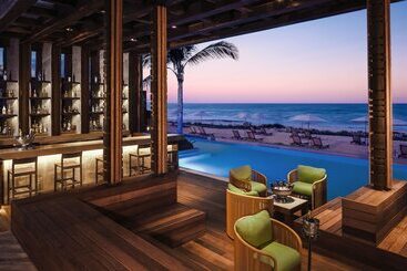 Jungala Park Hotel At Vidantaworld Riviera Maya