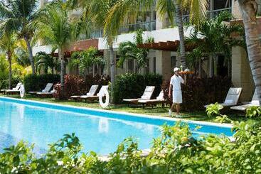 استراحتگاه Excellence Playa Mujeres  All Inclusive  Adults Only