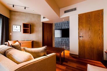 هتل Prostyle Terrace Naha