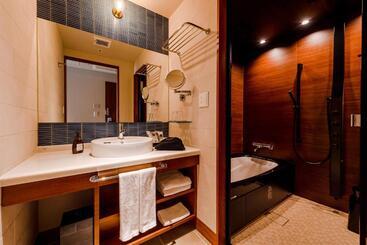 هتل Prostyle Terrace Naha