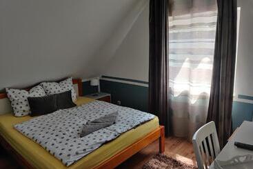 پانسیون Villa Itália Guest House