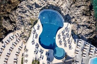 Dulamerovic Resort