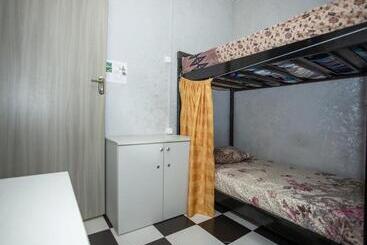 Hostel California